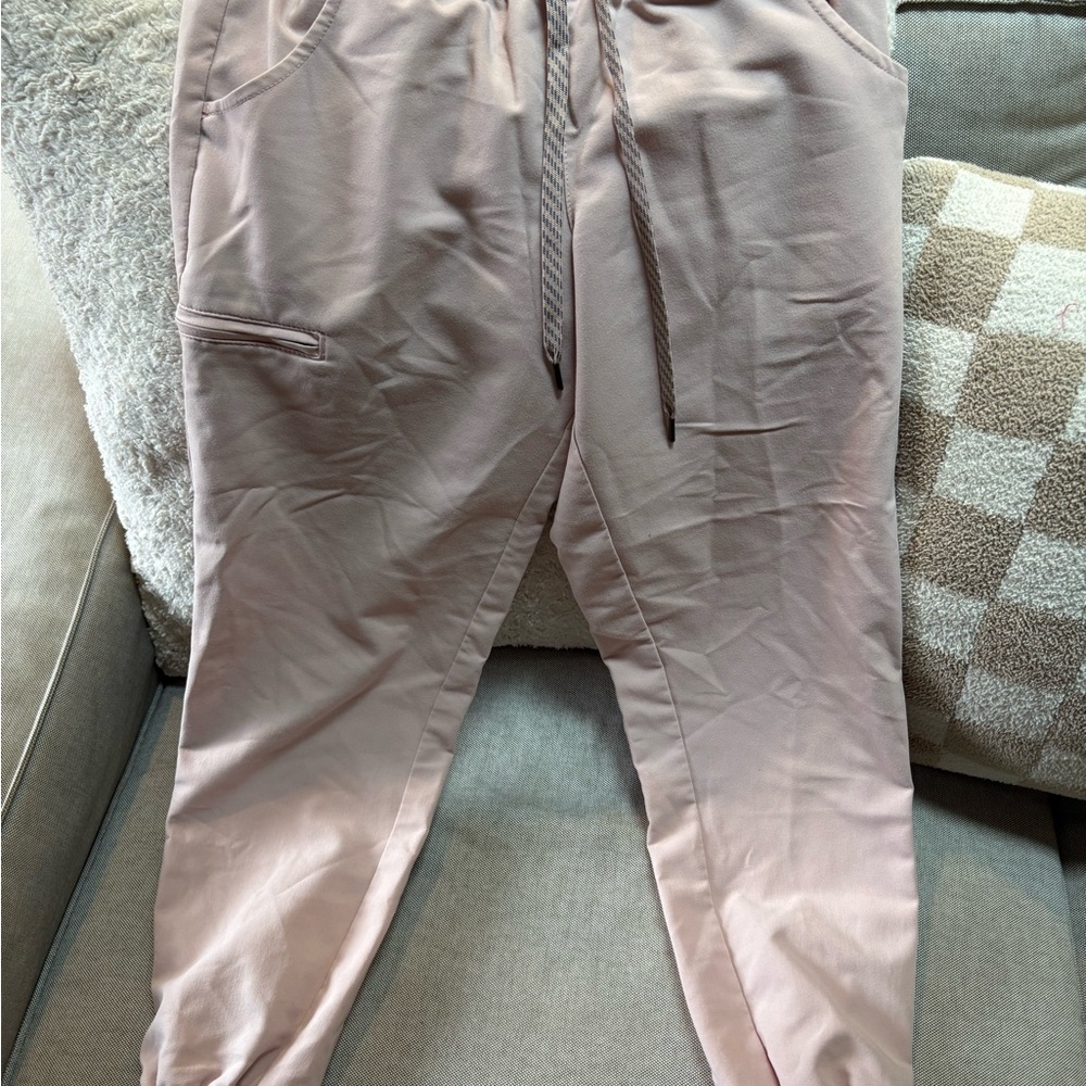 Scrub joggers